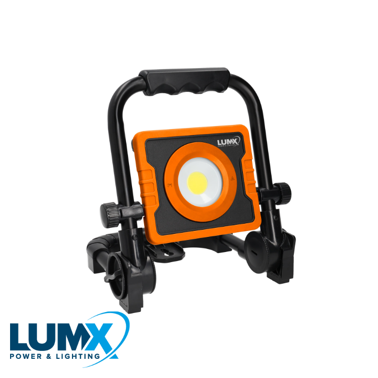 LumX - LED R 15 werflamp / 15W, oplaadbaar, magnetische voet (EX LM - LM 32000