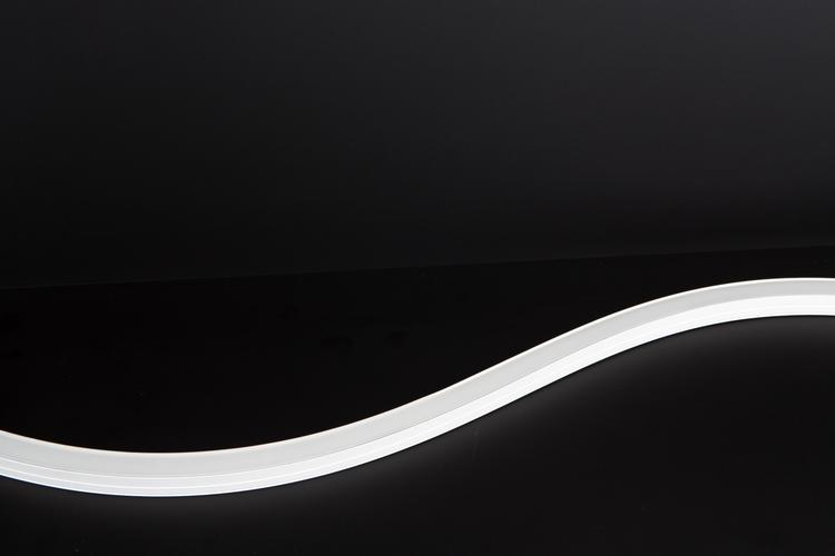 Europole - SHARK TOP VIEW SIDE SM naar CM opaal soepel 3000K COOL PERF - 114010OSSM