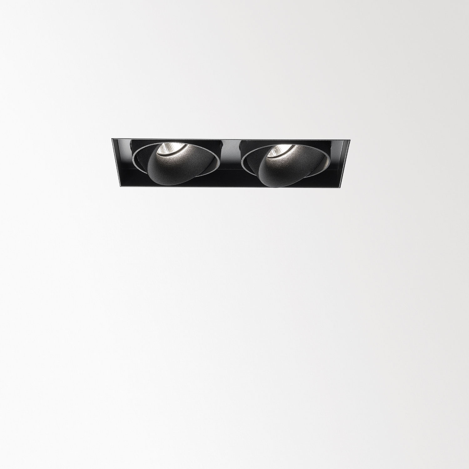 Delta Light - MINIGRID 67 IN TRIMLESS 2 93037 B B - 100002 9330 B-B