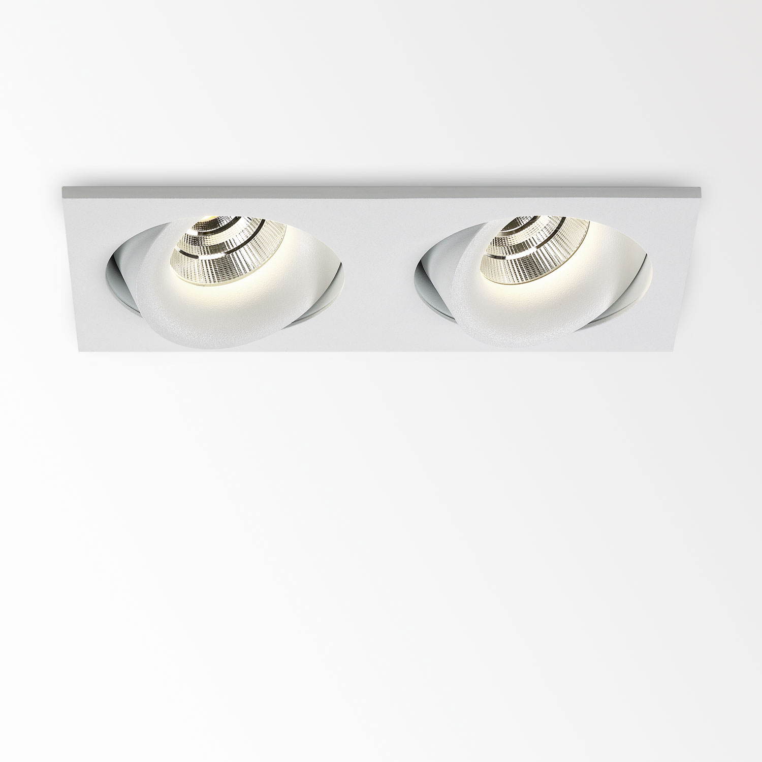 Delta Light - REO 2 S OK 93050 S1 W - 202 38 812 933 W
